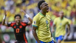 乒乓球——亚洲杯：陈垣宇不敌林昀儒.